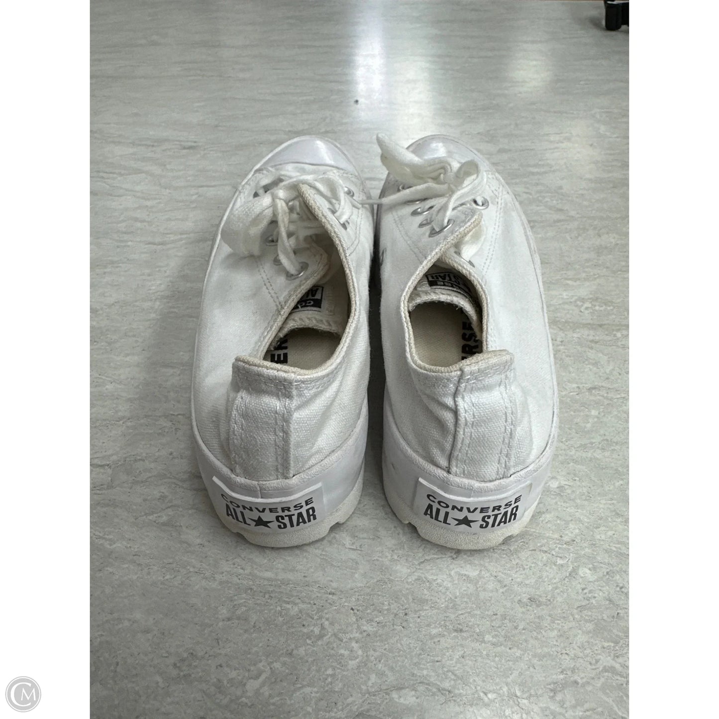 Shoes Sneakers By Converse In White, Size: 6