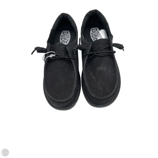 Shoes Flats By Hey Dude In Black, Size: 8