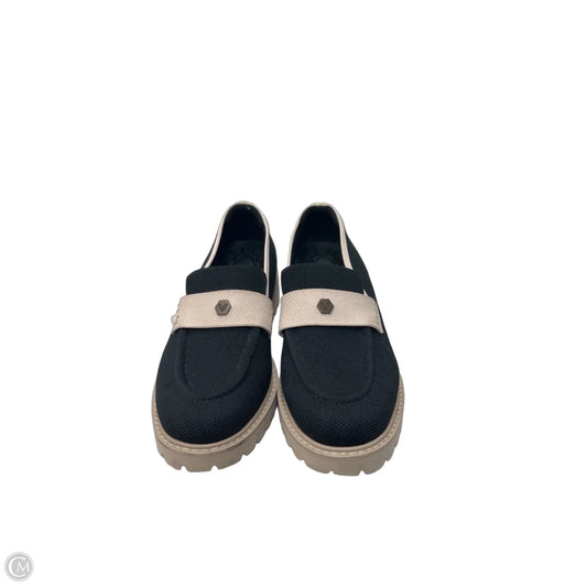 Shoes Flats By Vivaia In Black & Cream, Size: 9.5