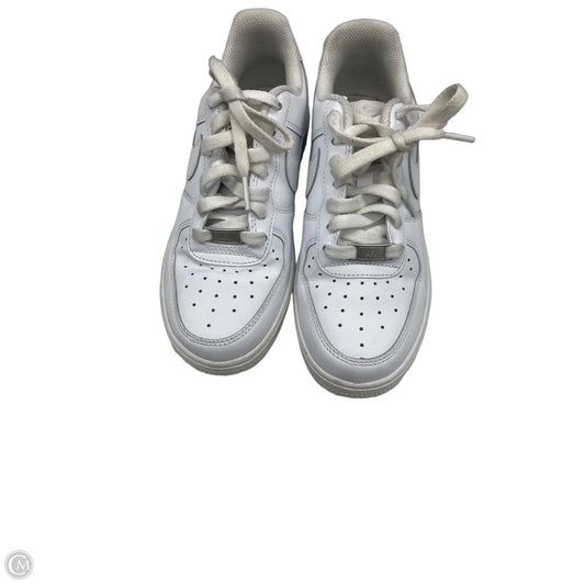 Shoes Sneakers By Nike In White, Size: 6.5