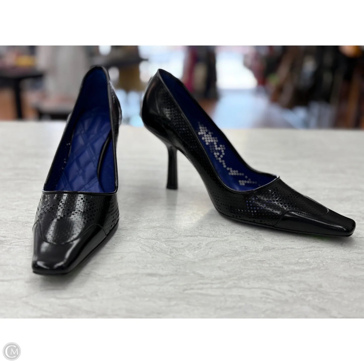 Shoes Luxury Designer By Burberry In Black, Size: 9