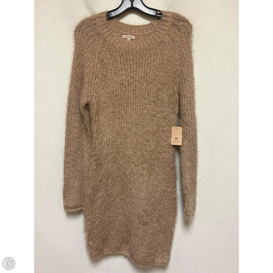 Dress Sweater By Clothes Mentor In Tan, Size: M