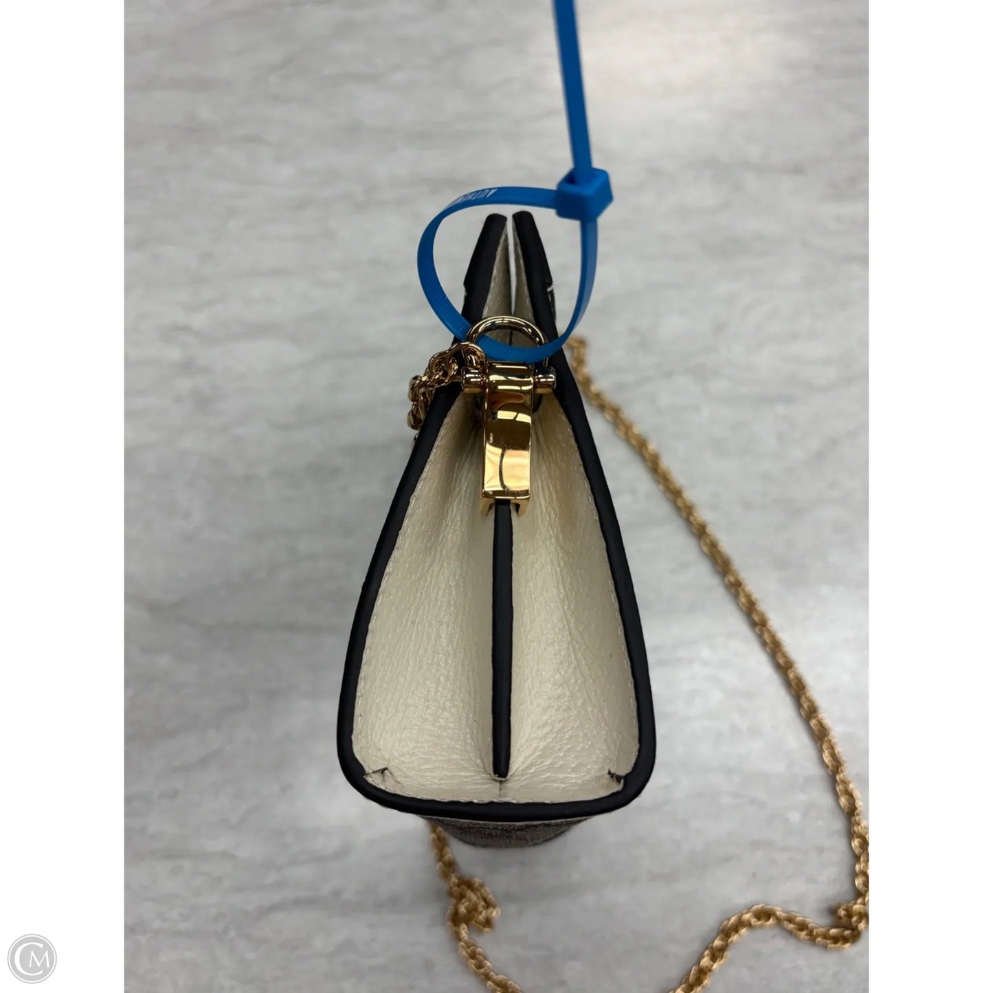 Crossbody Luxury Designer By Gucci, Size: Small