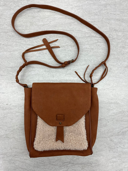 Crossbody By Lucky Brand  Size: Medium