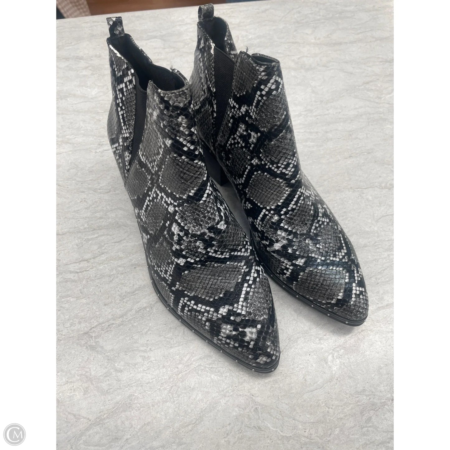 Boots Ankle Flats By Bar Iii In Snakeskin Print, Size: 10