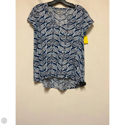 Top Short Sleeve Designer By Lilly Pulitzer In Blue & White, Size: S