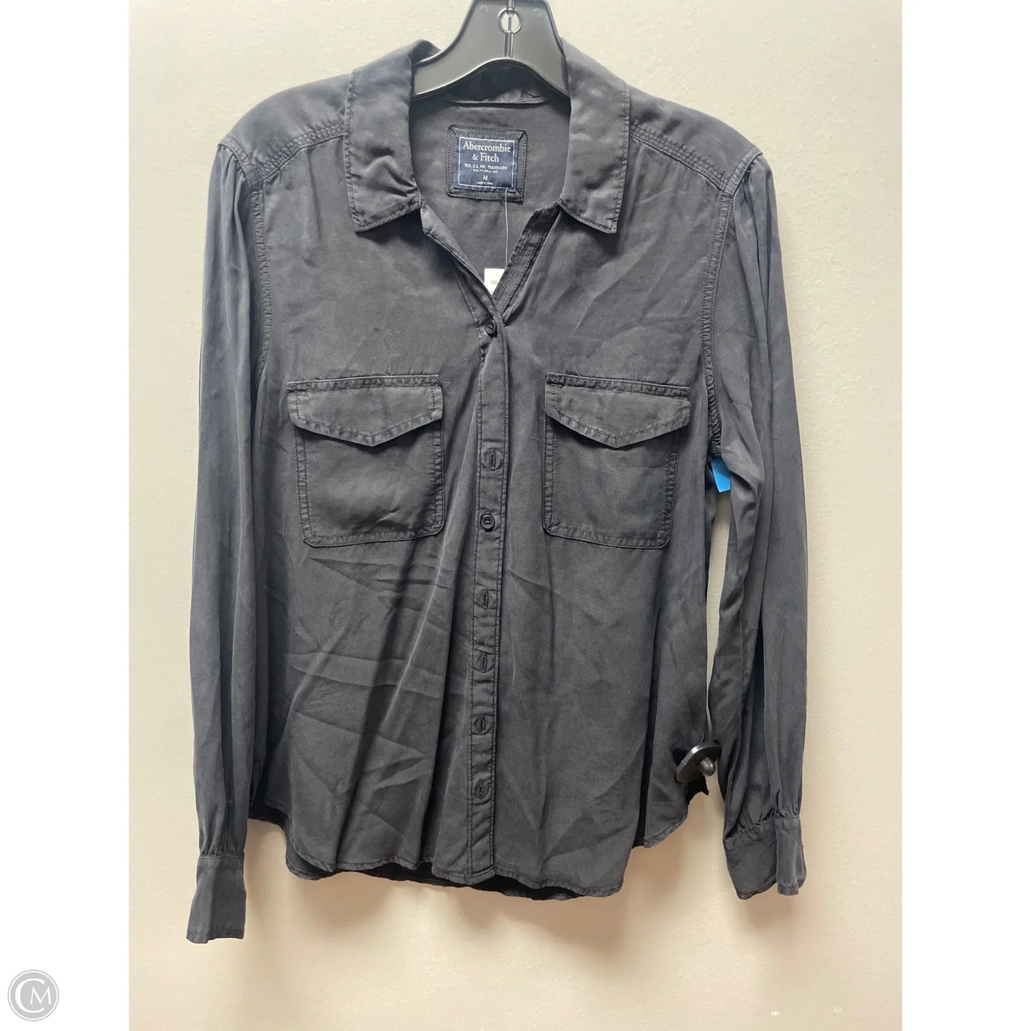 Top Long Sleeve By Abercrombie And Fitch In Grey, Size: M