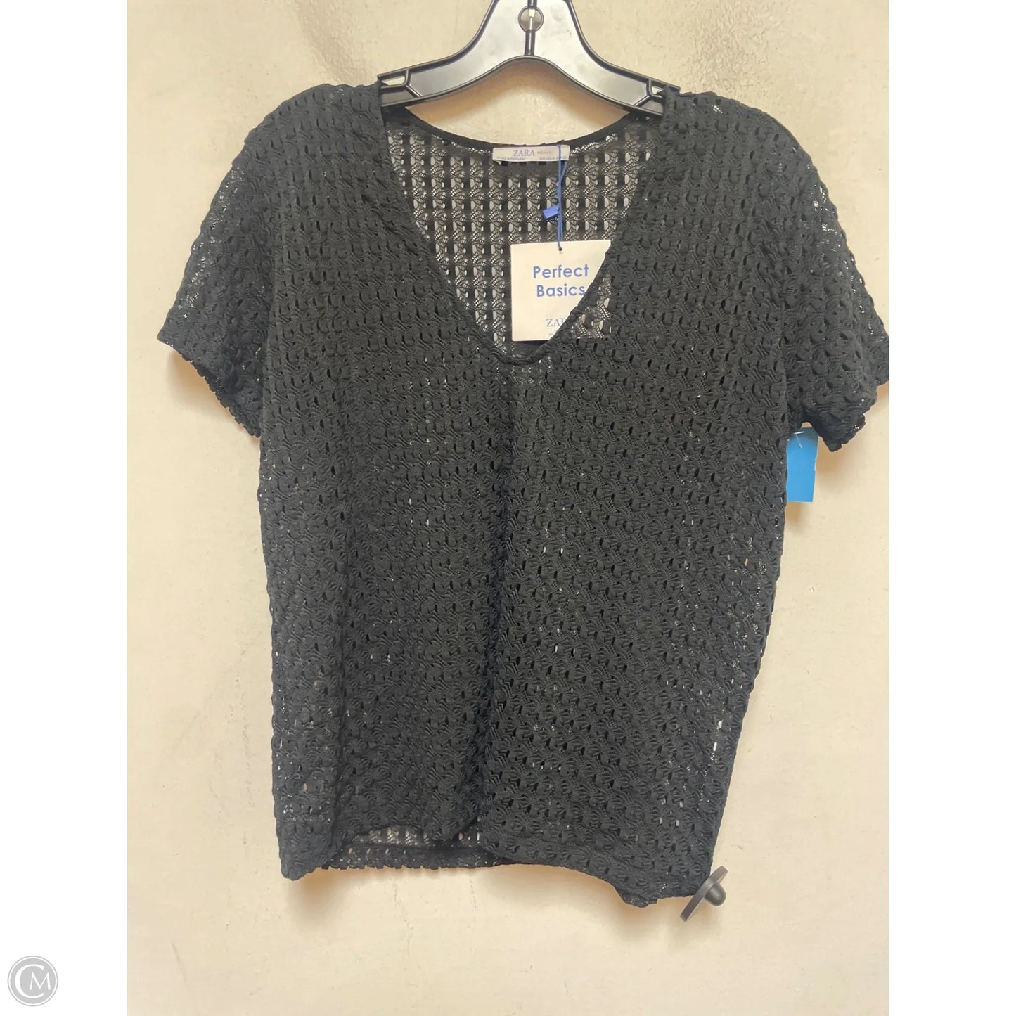 Top Short Sleeve By Zara In Black, Size: M