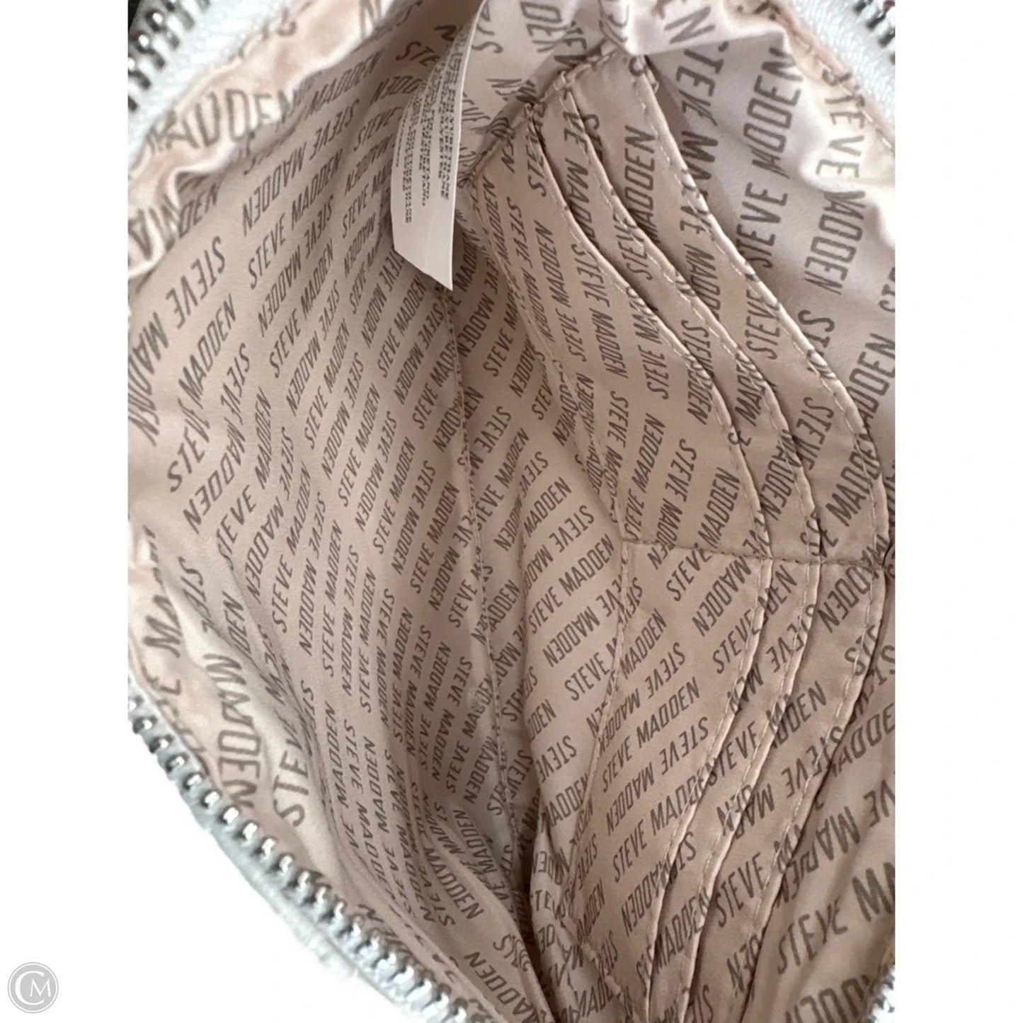 Wristlet By Steve Madden, Size: Medium