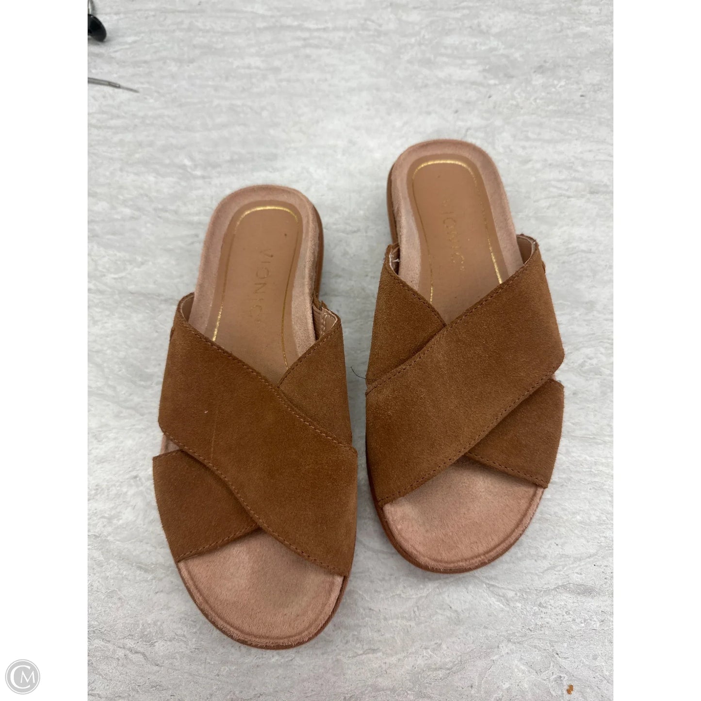Sandals Flats By Vionic In Brown, Size: 5