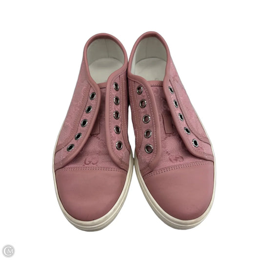 Shoes Luxury Designer By Gucci In Pink, Size:
