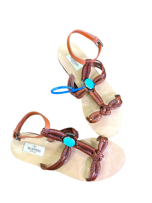 Sandals Luxury Designer By Valentino  Size: 6.5