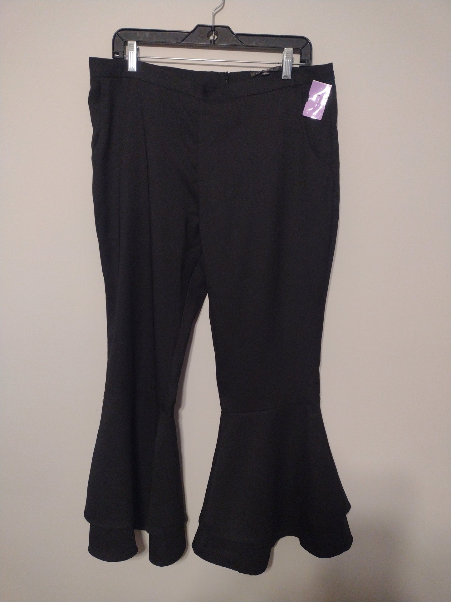 Pants Ankle By Clothes Mentor  Size: 18