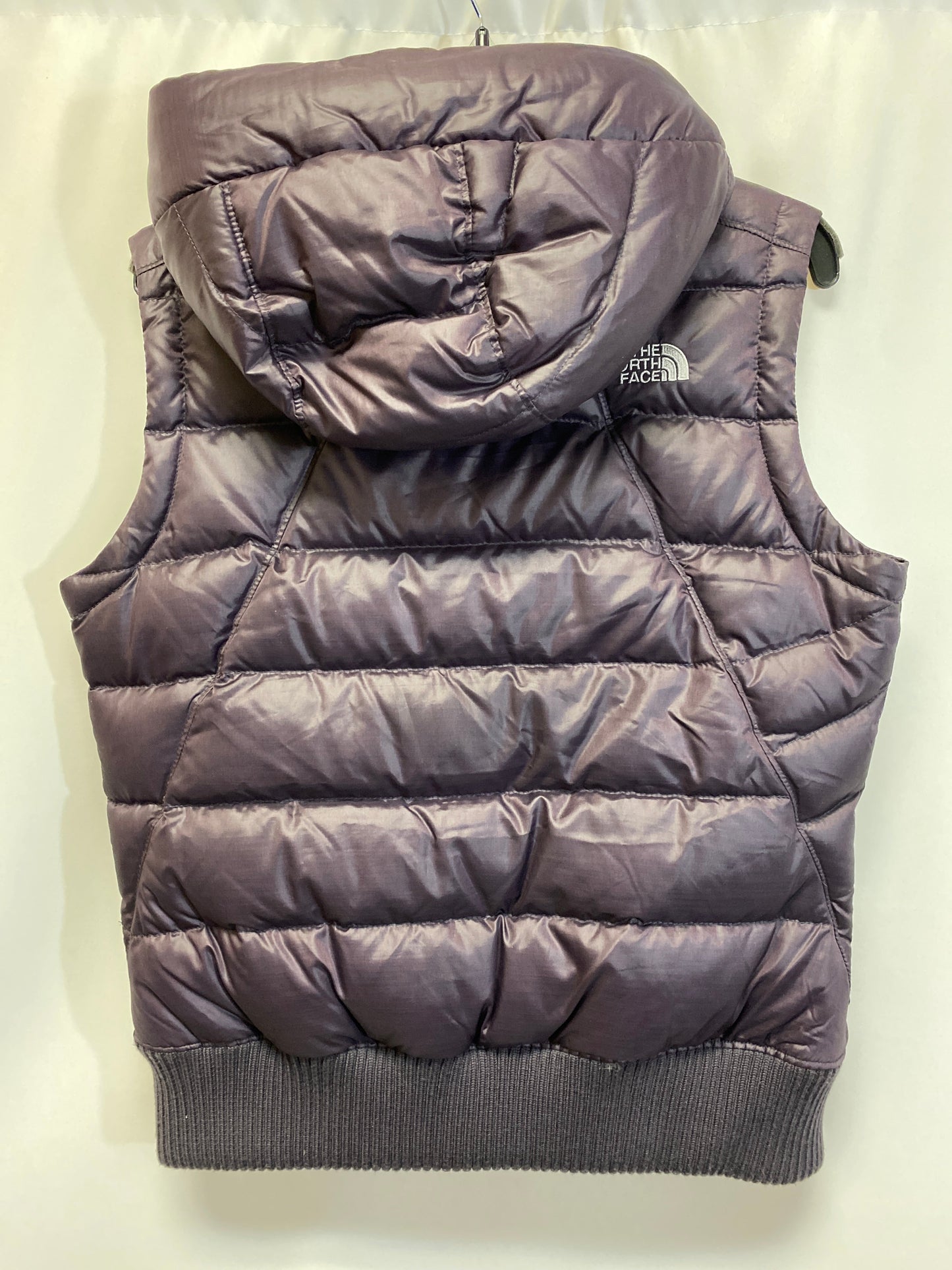 Vest Puffer & Quilted By The North Face  Size: M