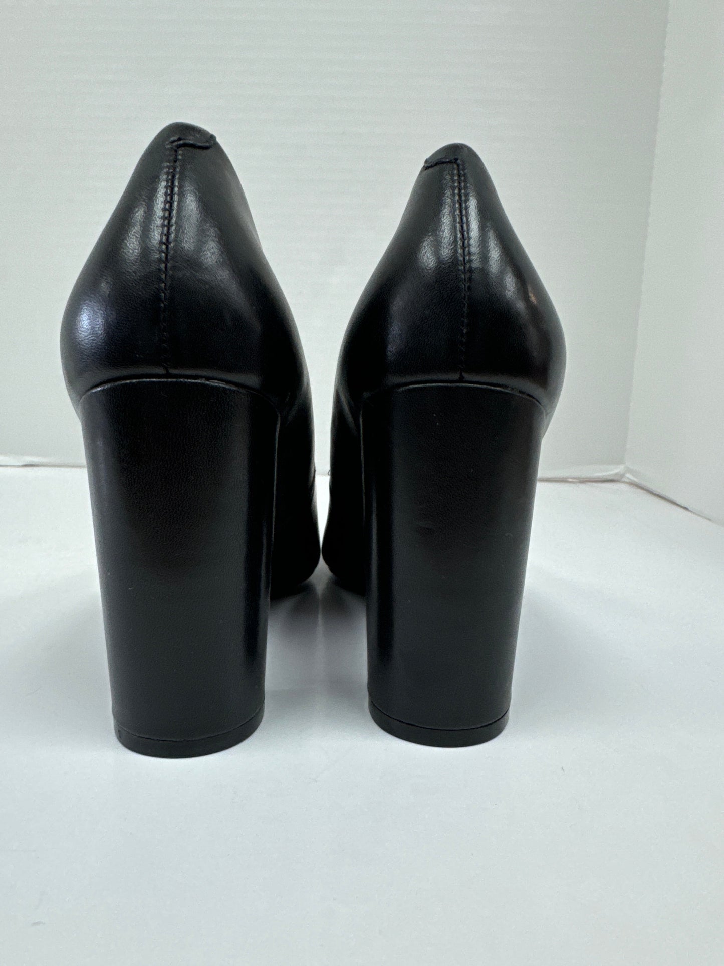 Black Shoes Heels Block Nine West, Size 7