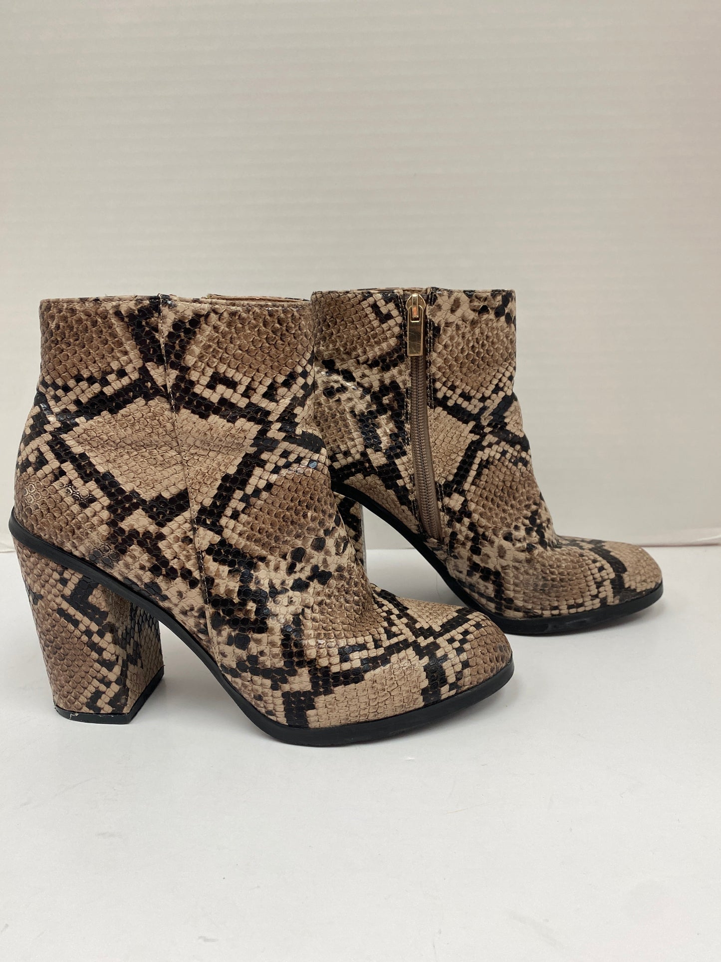 Animal Print Boots Ankle Heels New Look, Size 5