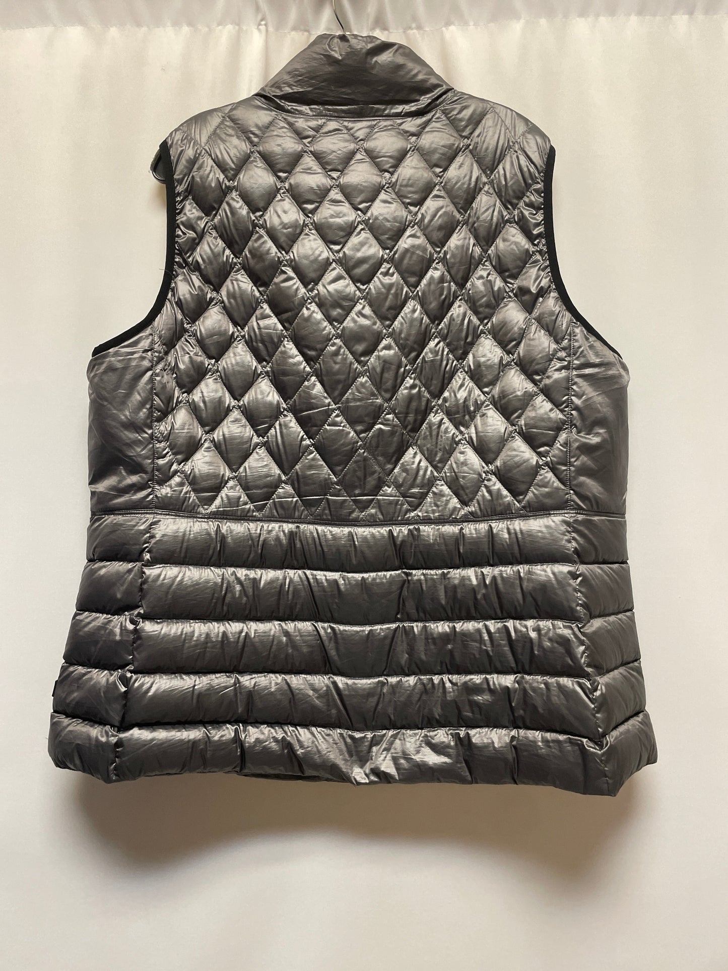 Vest Puffer & Quilted By Calvin Klein In Grey, Size: 2x