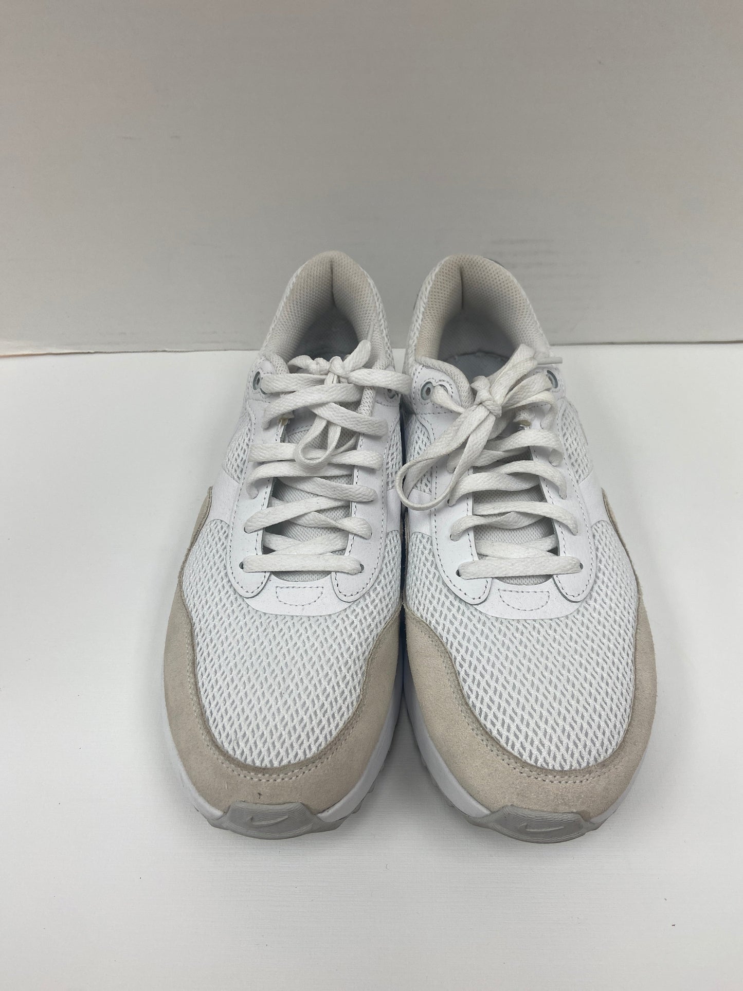 Shoes Athletic By Nike In White, Size: 10