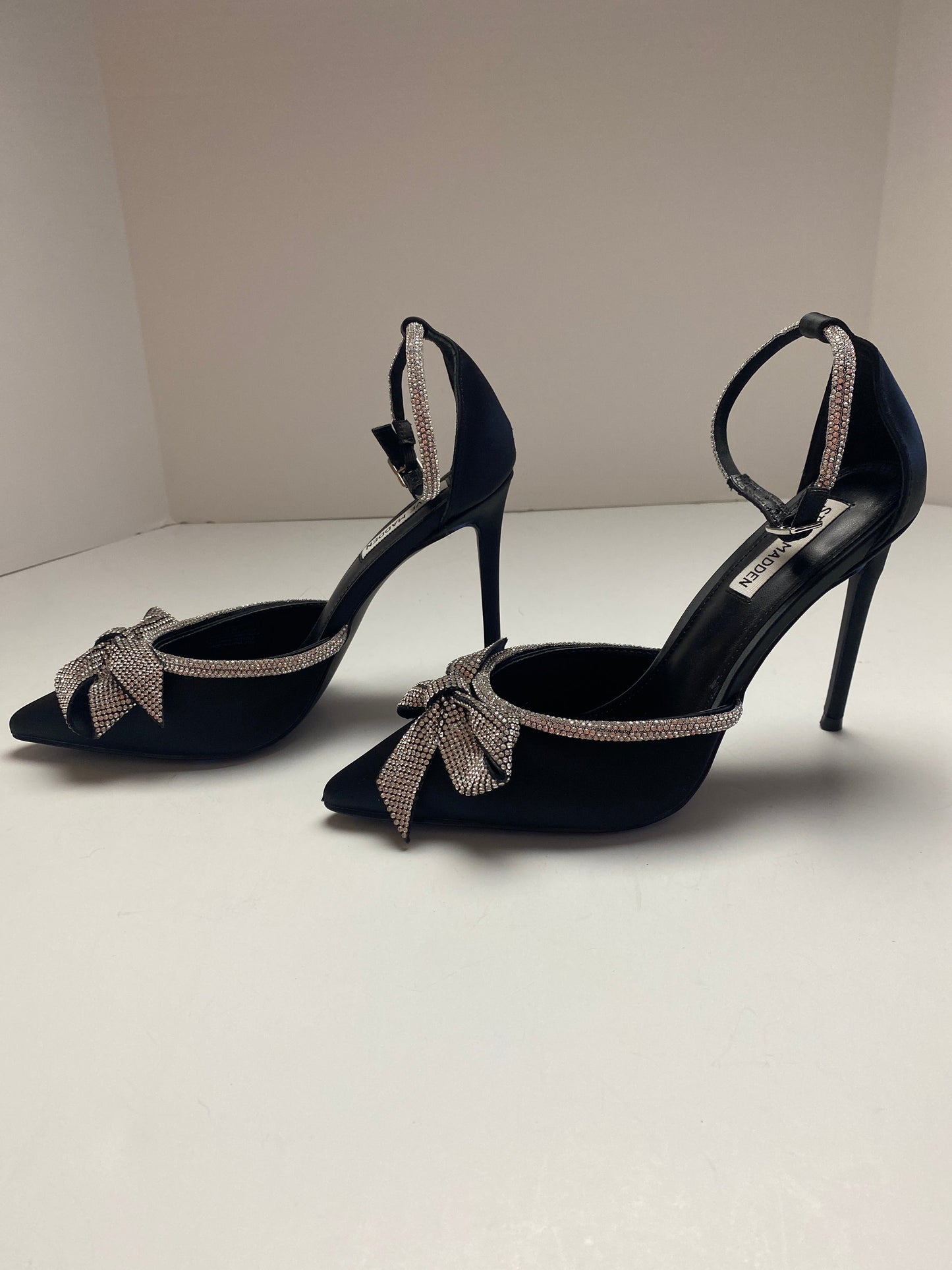 Shoes Heels Stiletto By Steve Madden In Black, Size: 9.5