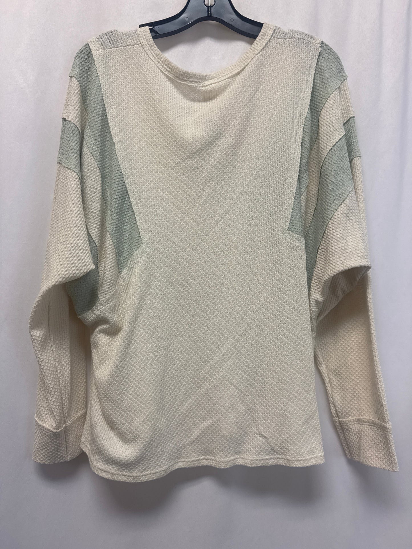 Top Long Sleeve By Clothes Mentor In Cream, Size: 1x