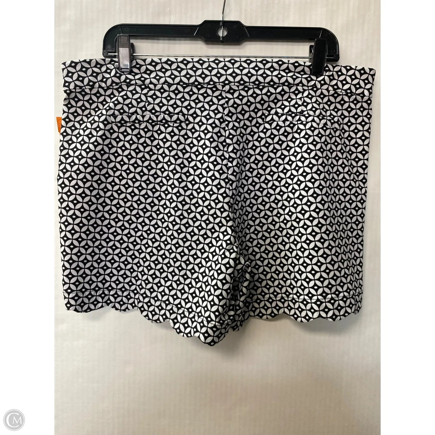 Shorts By New Directions In Black & White, Size: 16