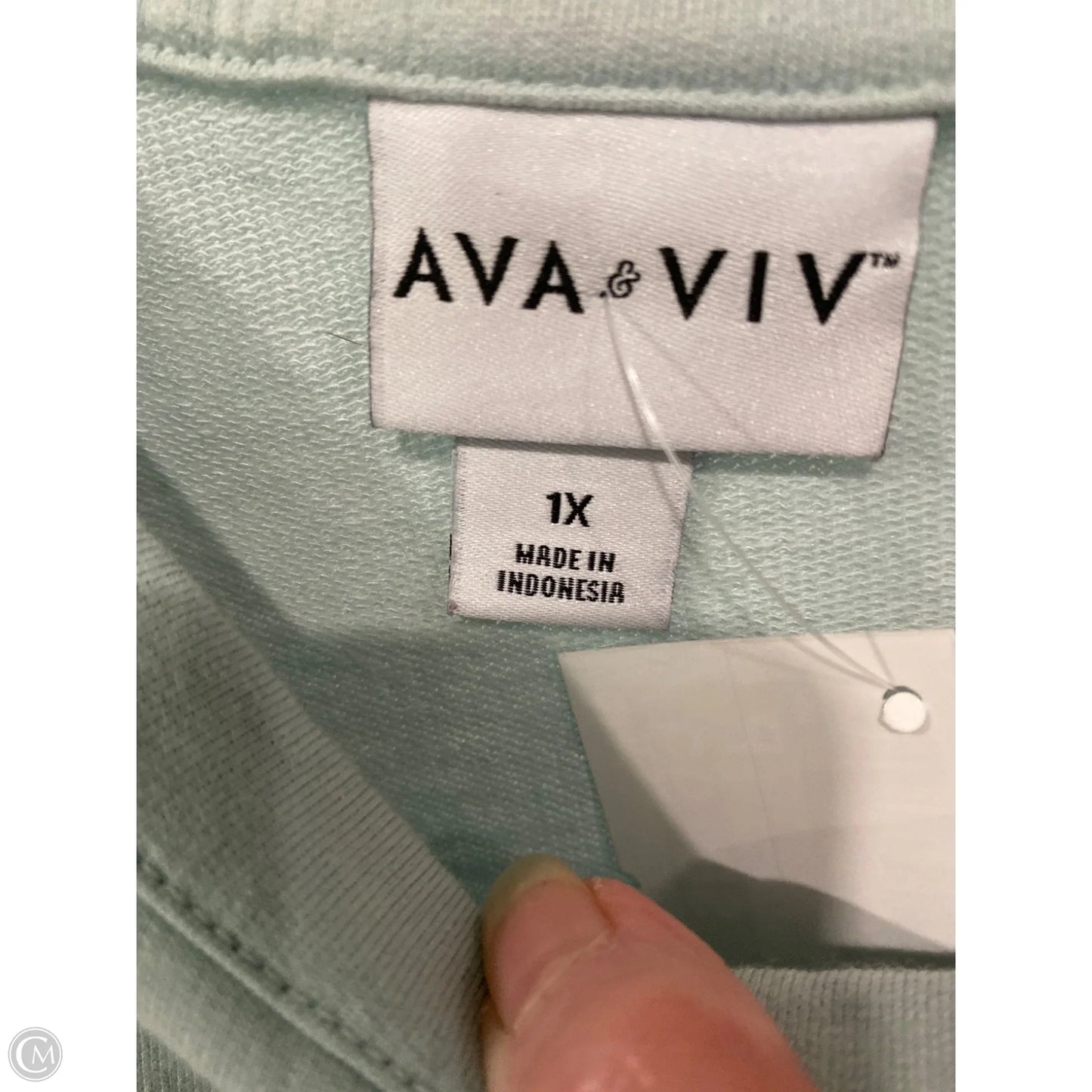 Top Short Sleeve By Ava & Viv In Green, Size: 1x