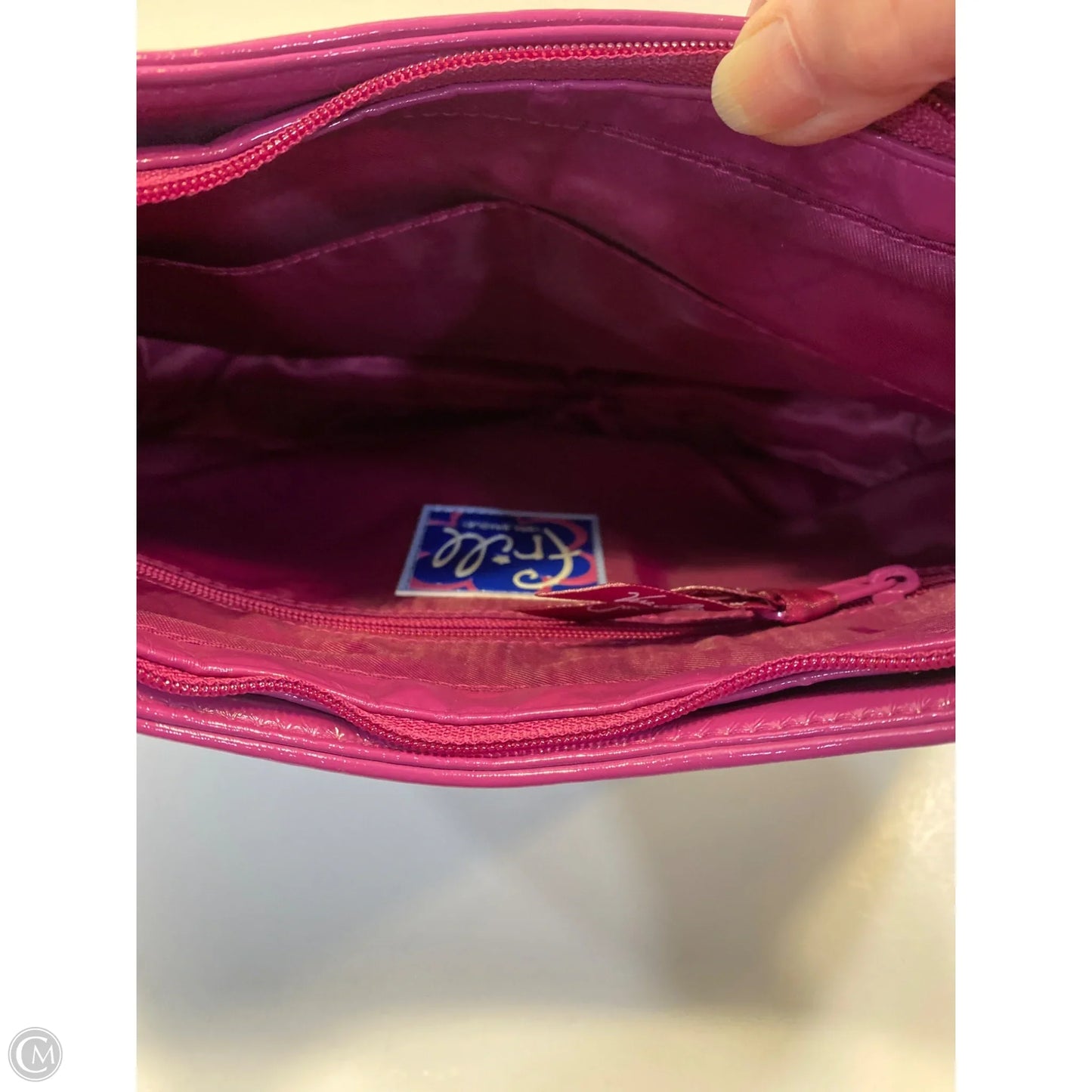 Handbag By Vera Bradley, Size: Medium