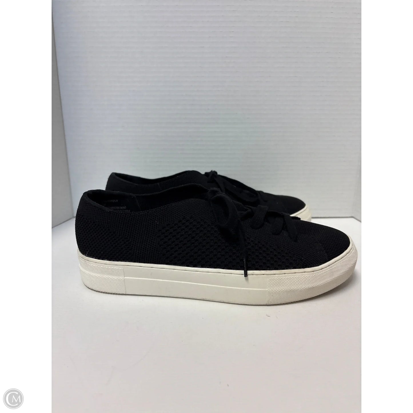 Shoes Sneakers By Madden Girl In Black, Size: 10