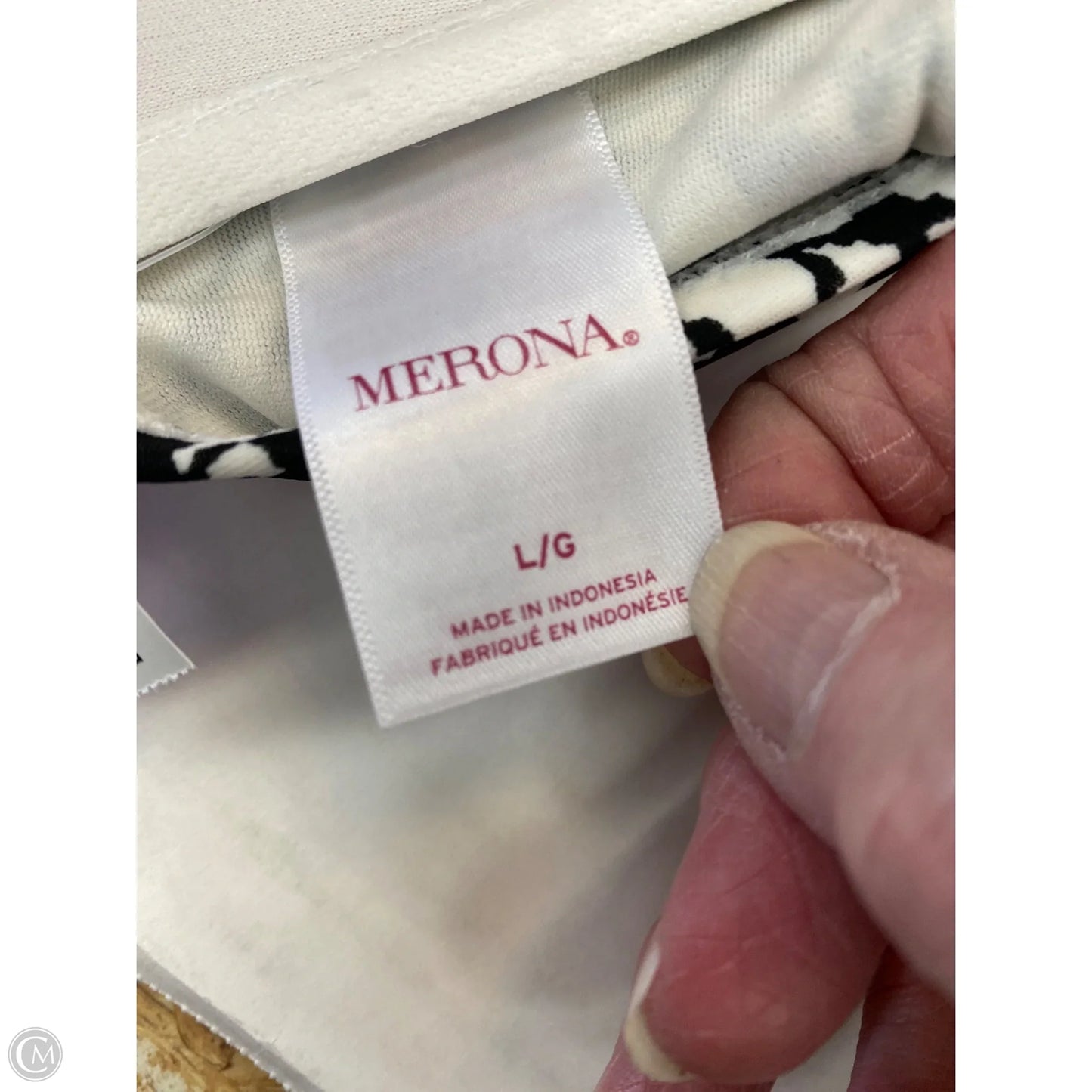 Swimsuit Top By Merona In White, Size: L