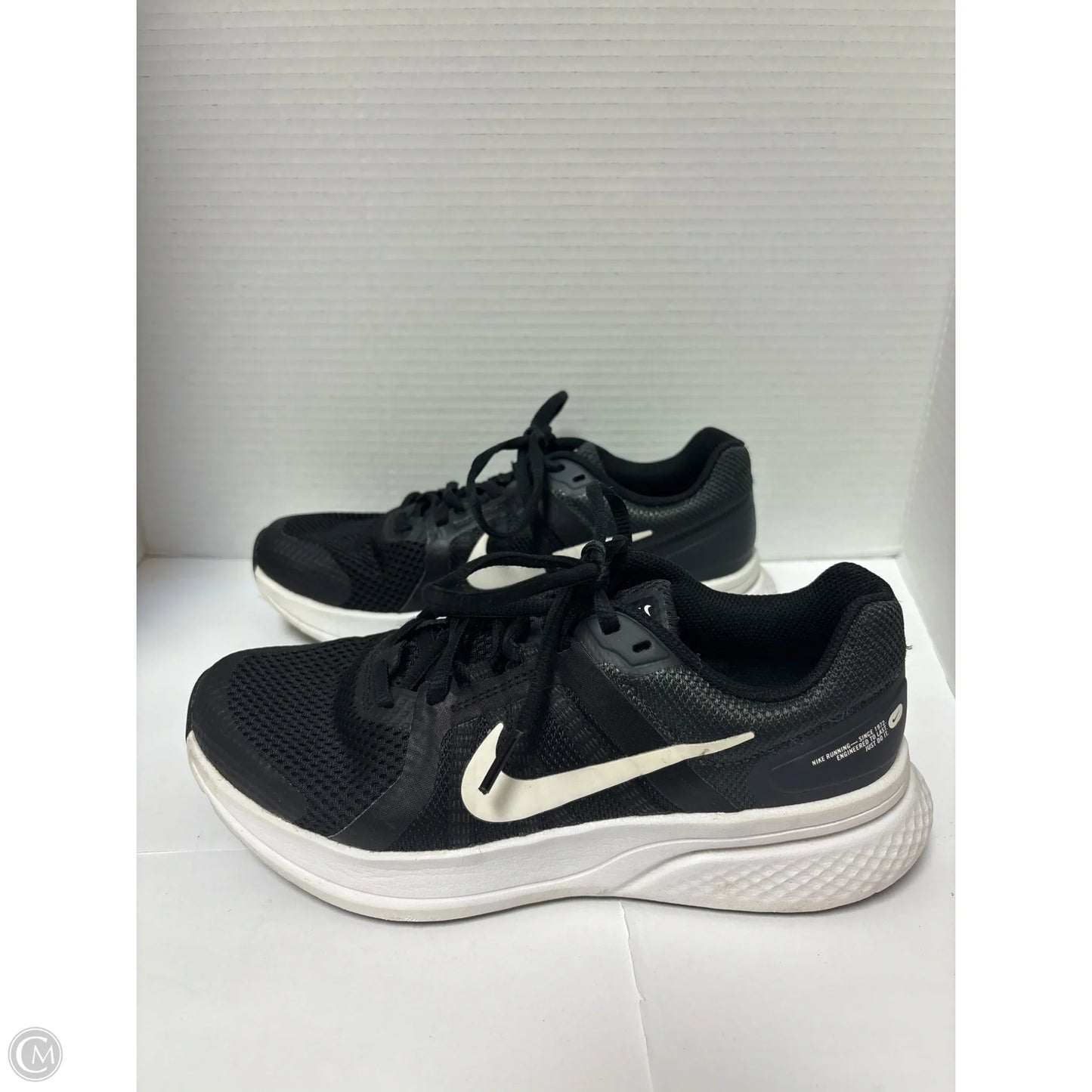 Shoes Athletic By Nike In Black, Size: 7