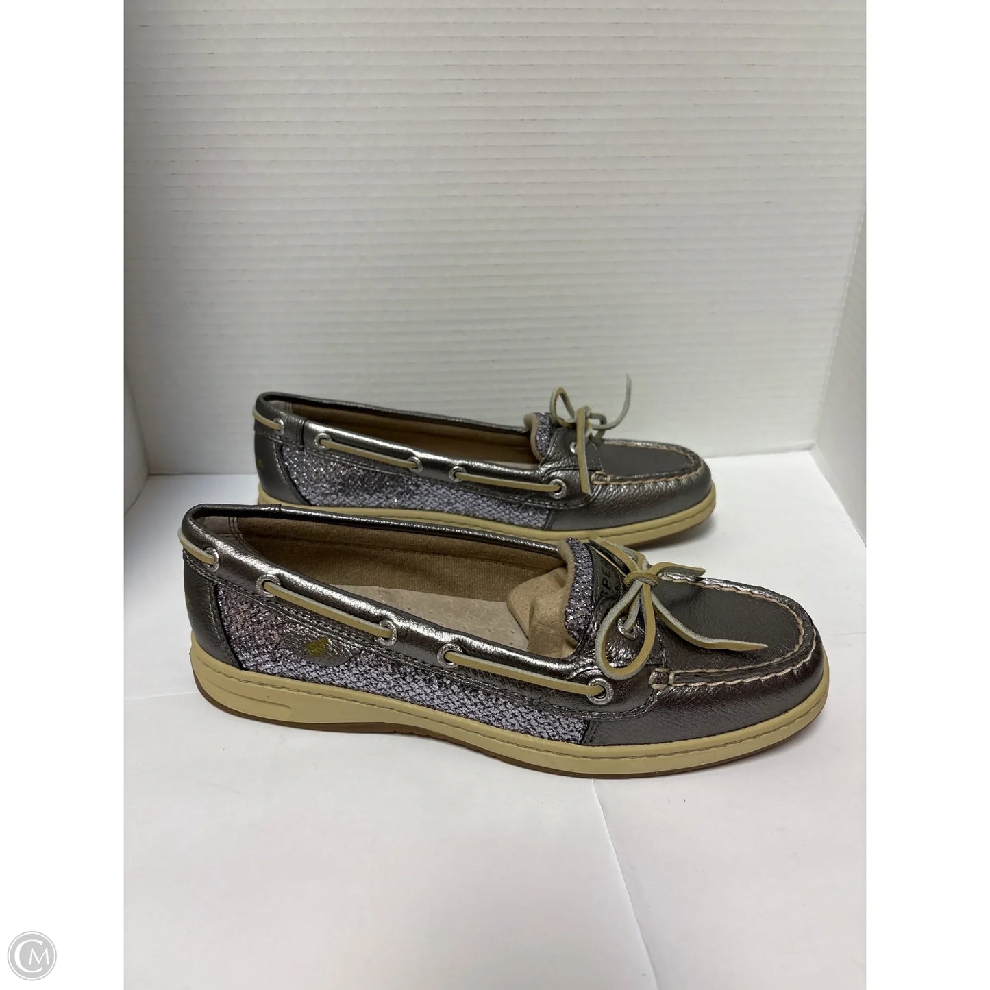 Shoes Flats By Sperry In Silver, Size: 9