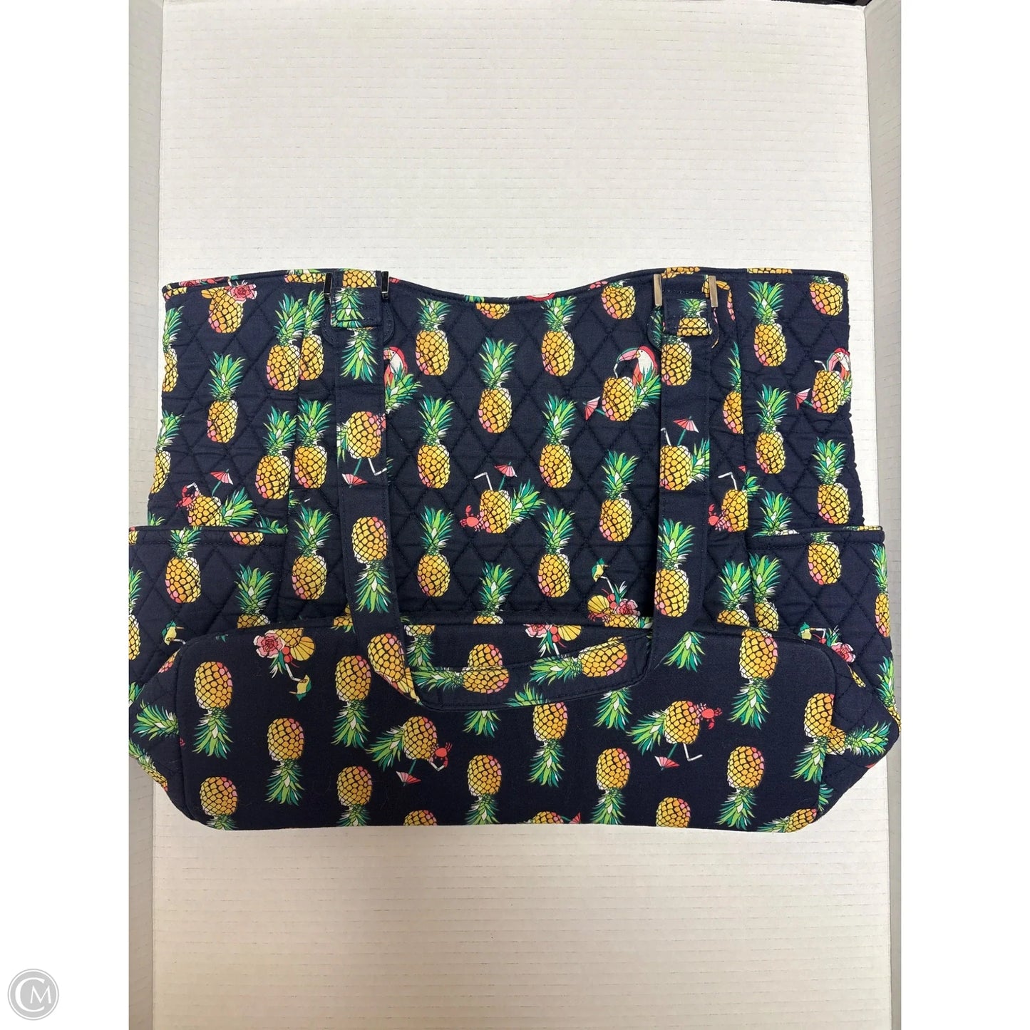 Handbag By Vera Bradley, Size: Large