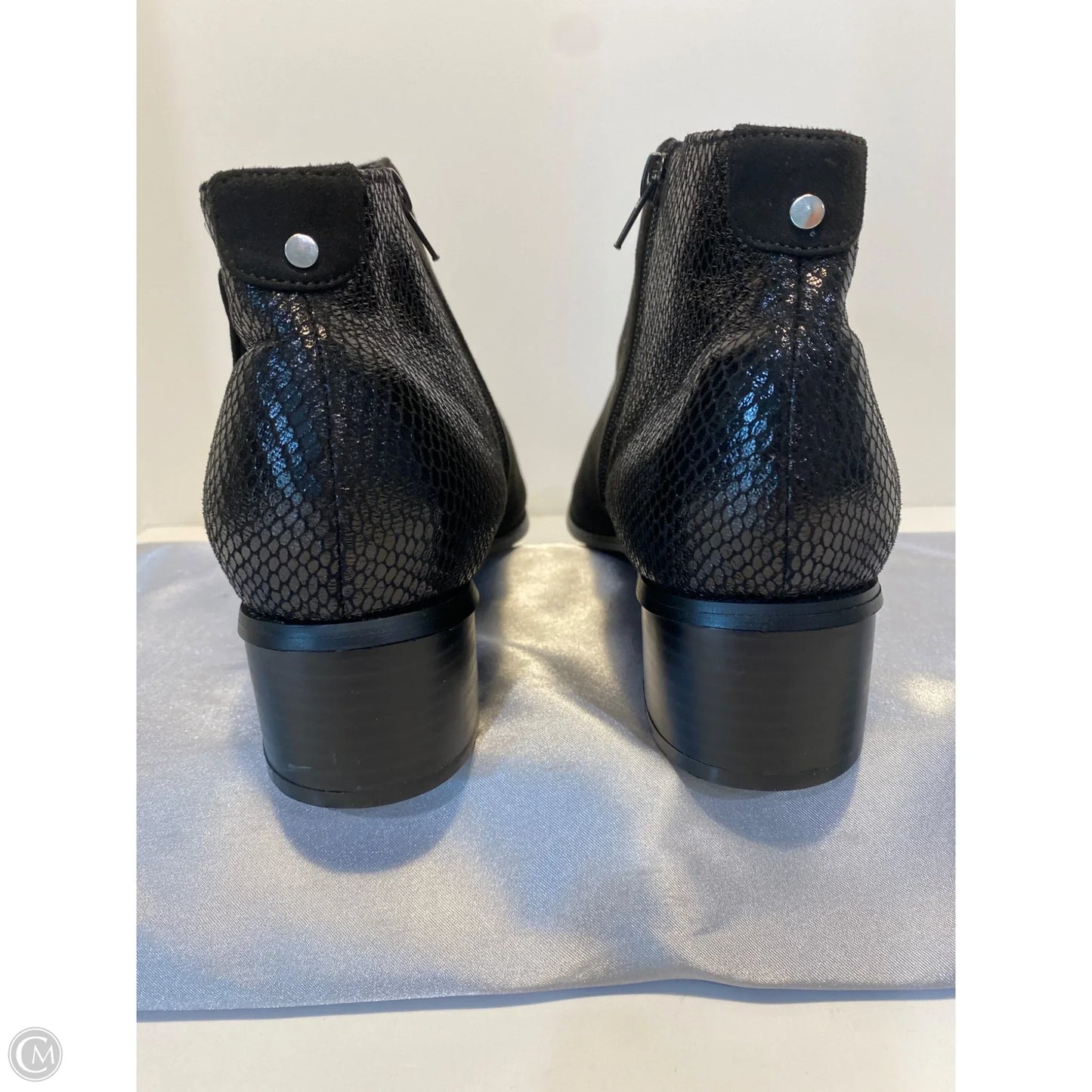 Boots Ankle Heels By Avenue In Black, Size: 10