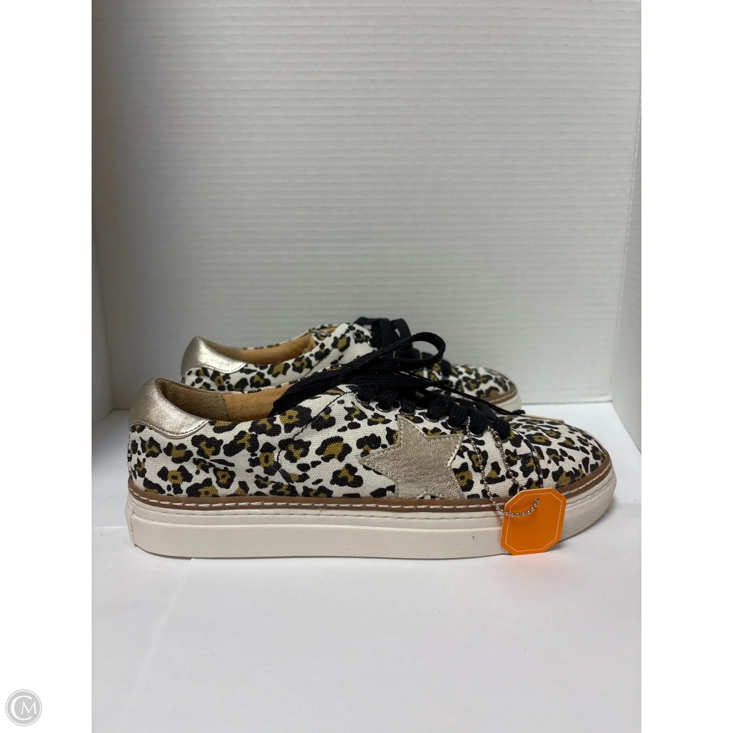 Shoes Sneakers By Clothes Mentor In Animal Print, Size: 9