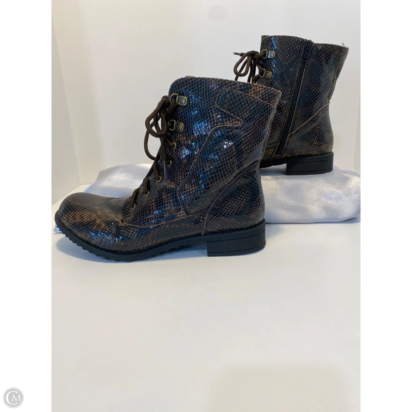Boots Combat By White Mountain In Snakeskin Print, Size: 9.5