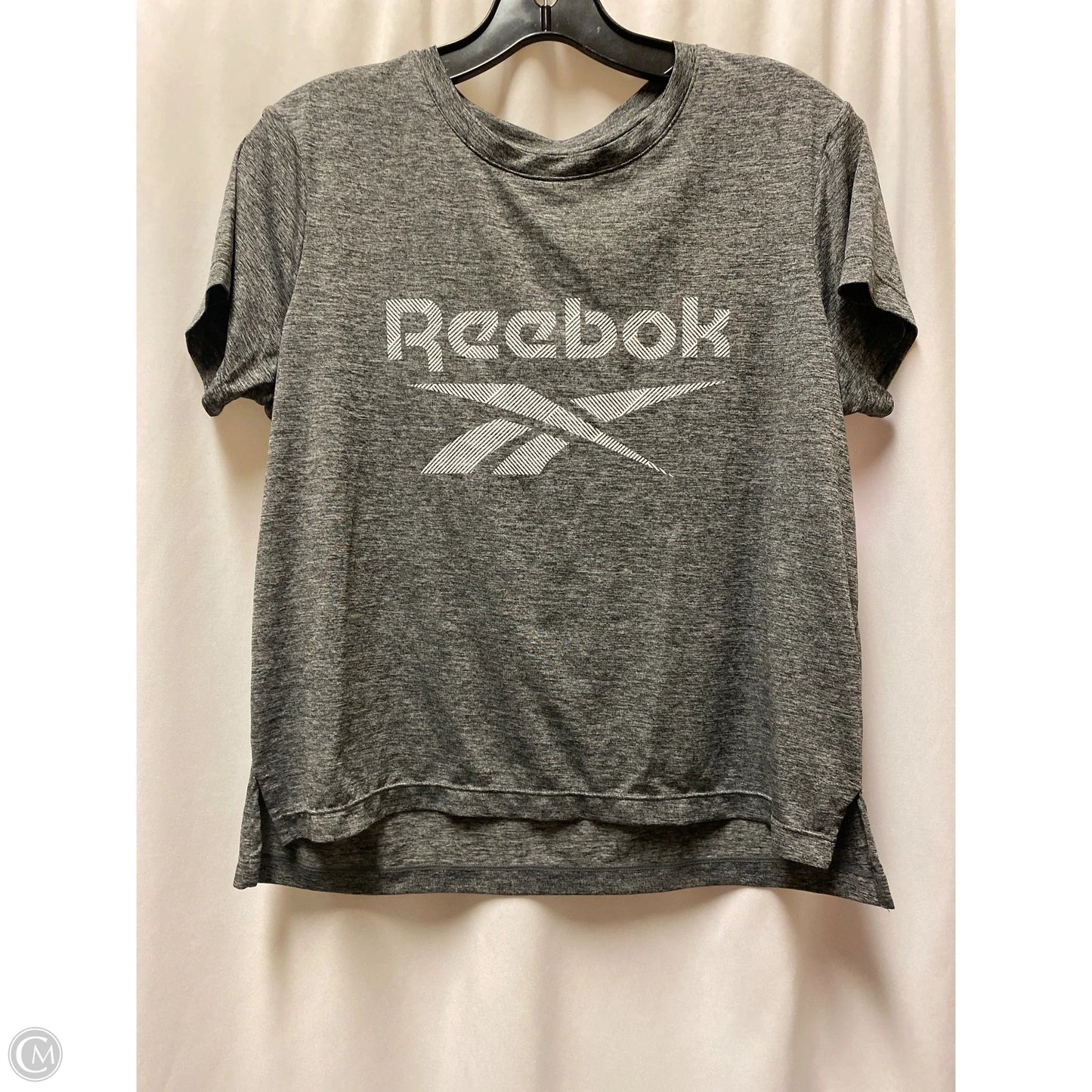Athletic Top Short Sleeve By Reebok In Grey, Size: S