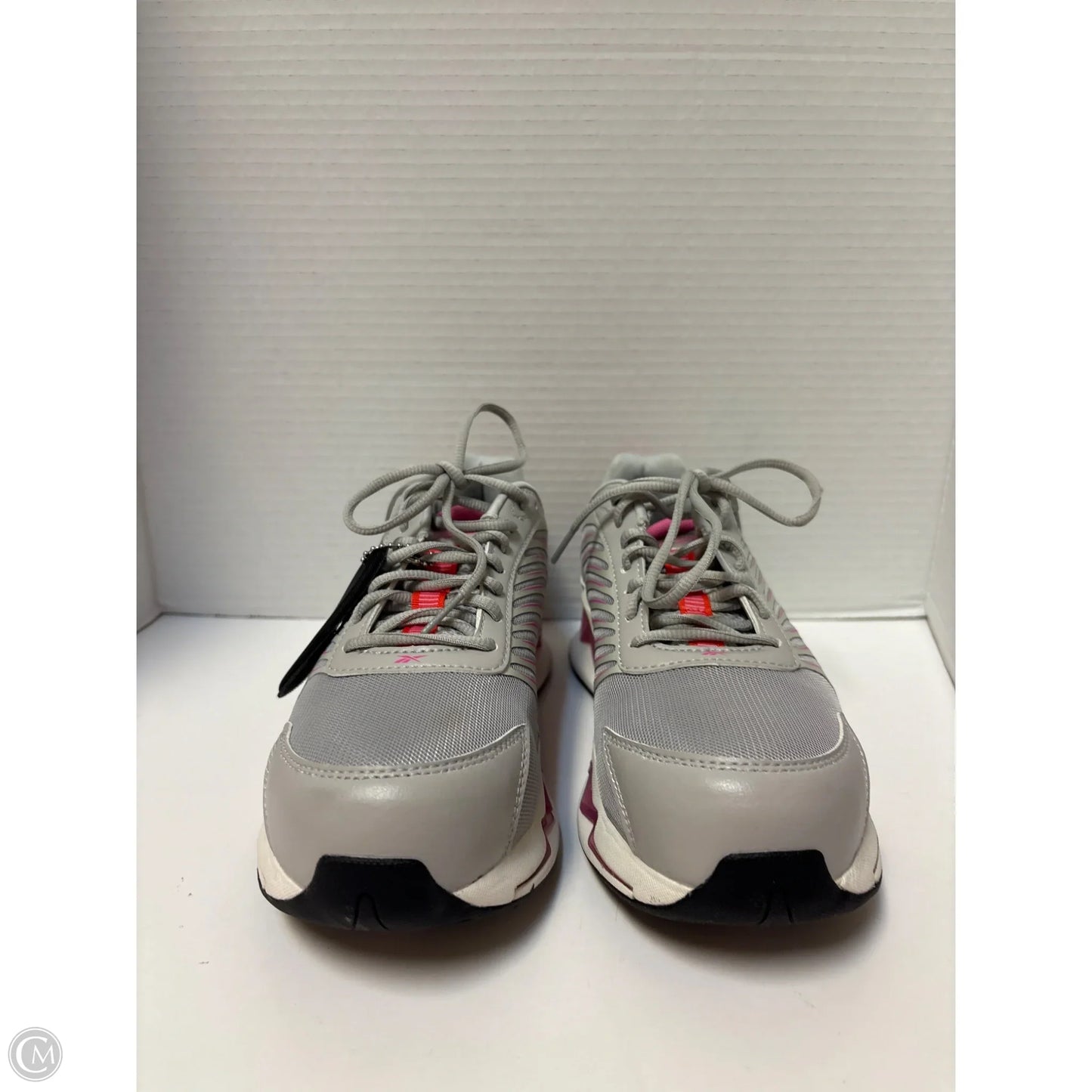 Shoes Flats By Reebok In Grey, Size: 7.5