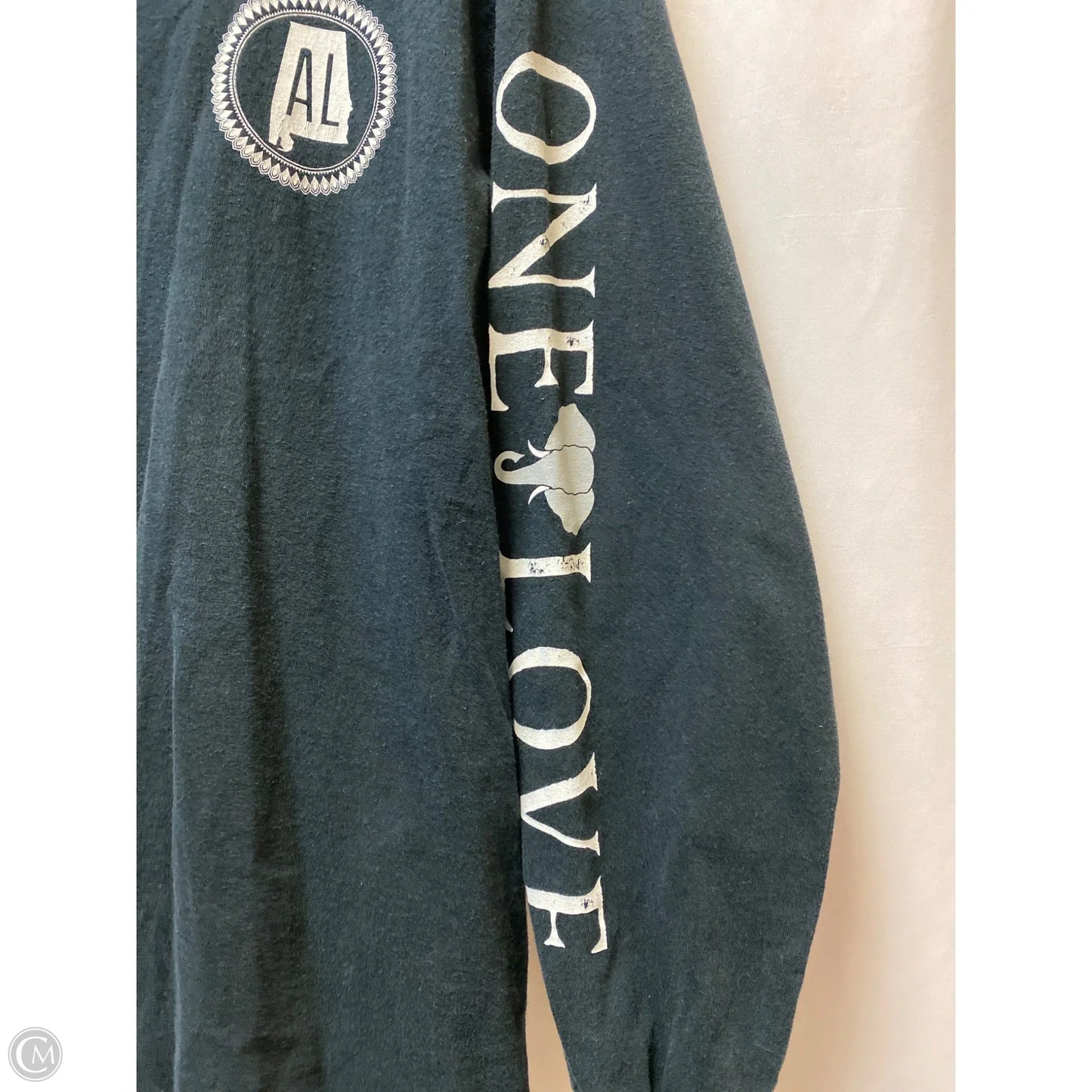 Top Long Sleeve By Gildan In Black, Size: L