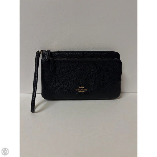 Wristlet Designer By Coach, Size: Medium