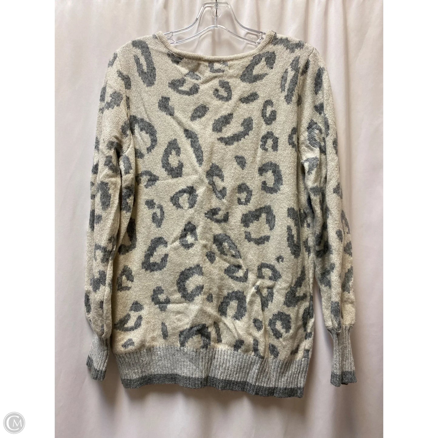 Sweater By Maurices In Grey, Size: M