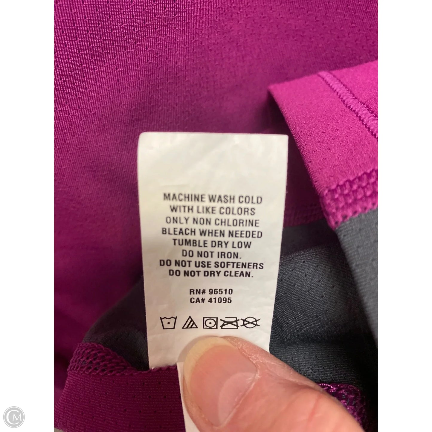 Athletic Top Short Sleeve By Under Armour In Purple, Size: L