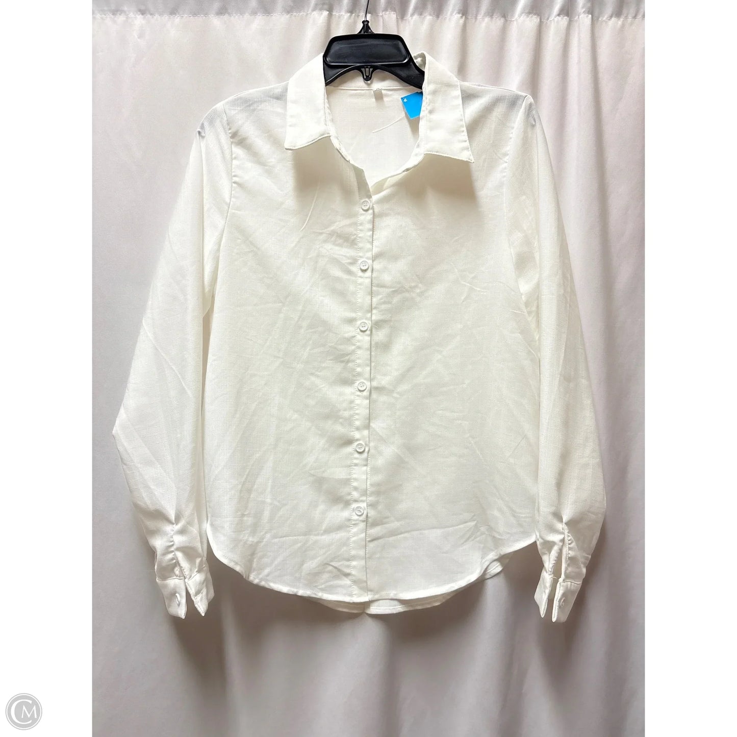 Top Long Sleeve By Clothes Mentor In White, Size: M