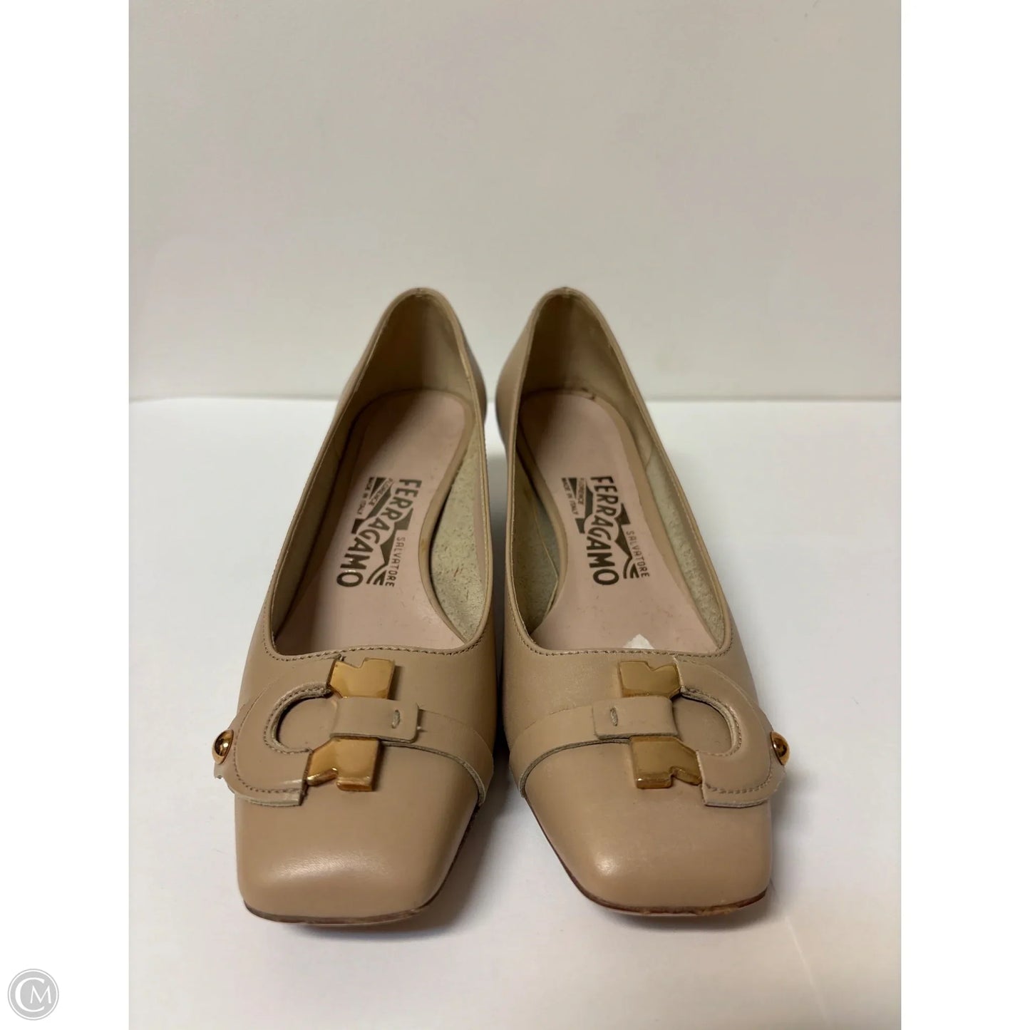 Shoes Luxury Designer By Ferragamo In Beige, Size: 6