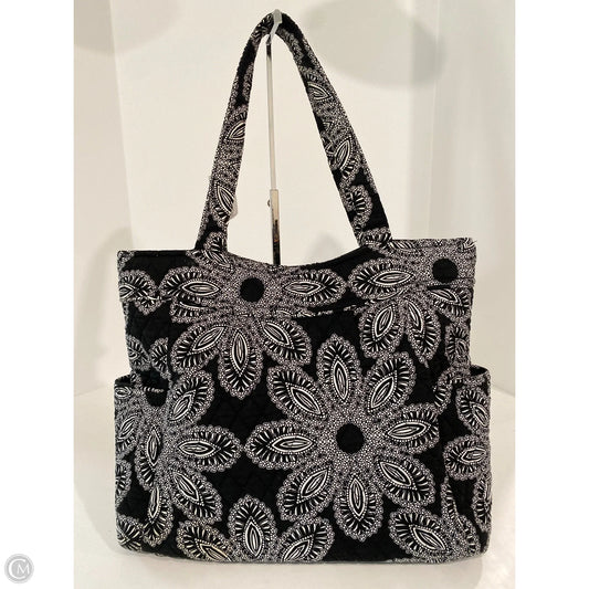 Handbag By Vera Bradley, Size: Large
