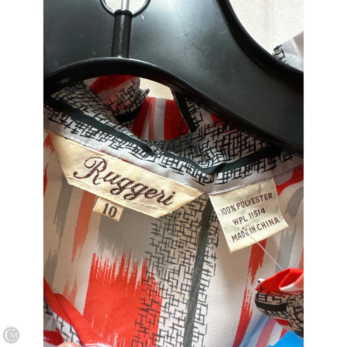 Top Long Sleeve By Clothes Mentor In Grey & Red, Size: M