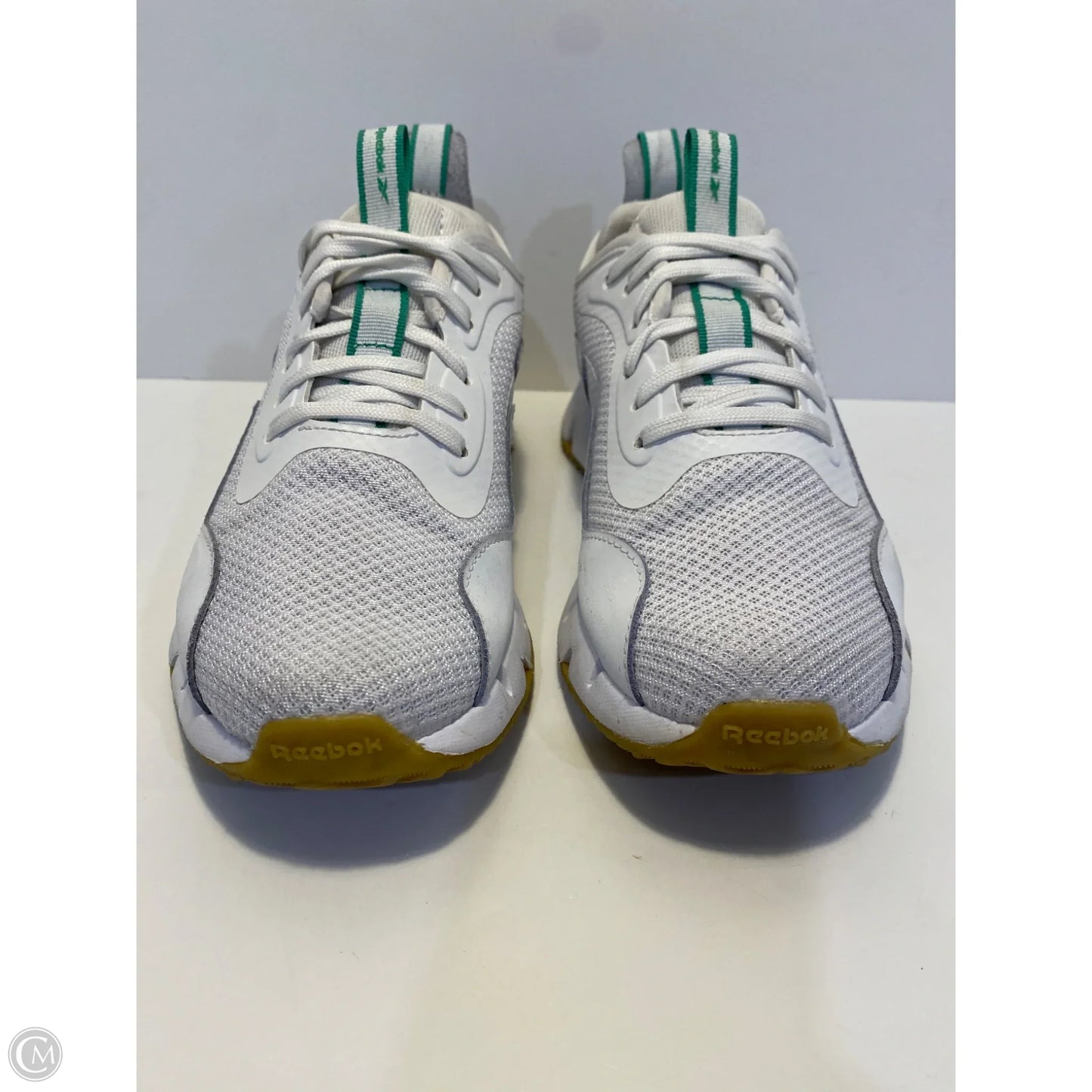 Shoes Athletic By Reebok In White, Size: 7.5