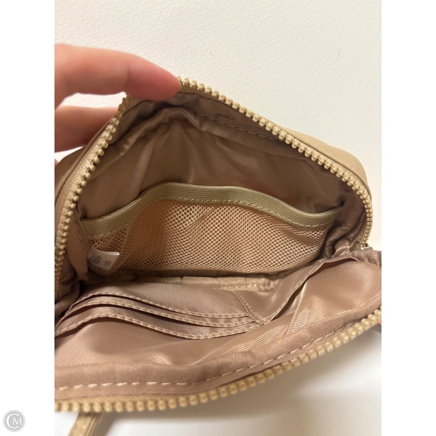 Wristlet By Clothes Mentor, Size: Small