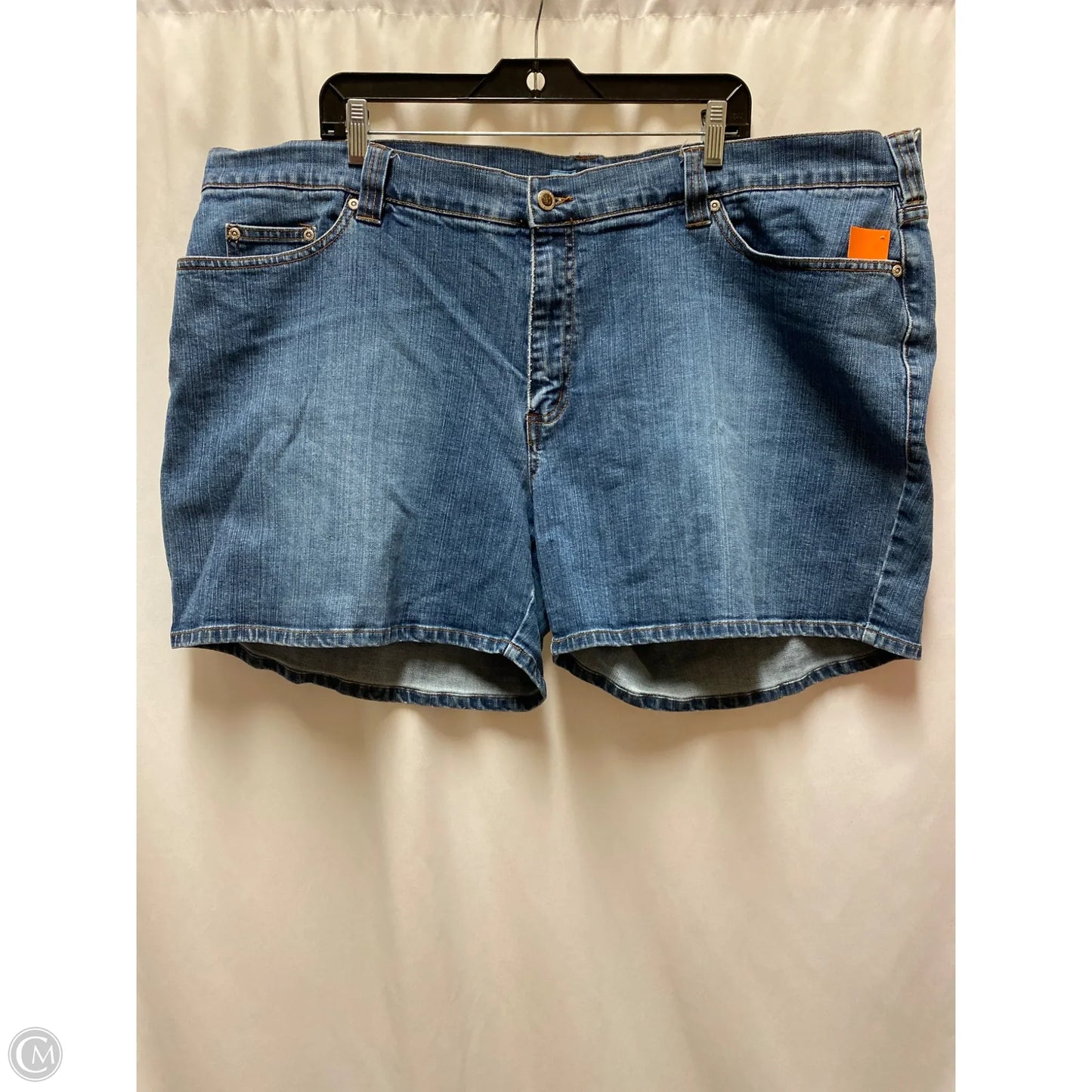 Shorts By Avenue Blues In Blue Denim, Size: 26