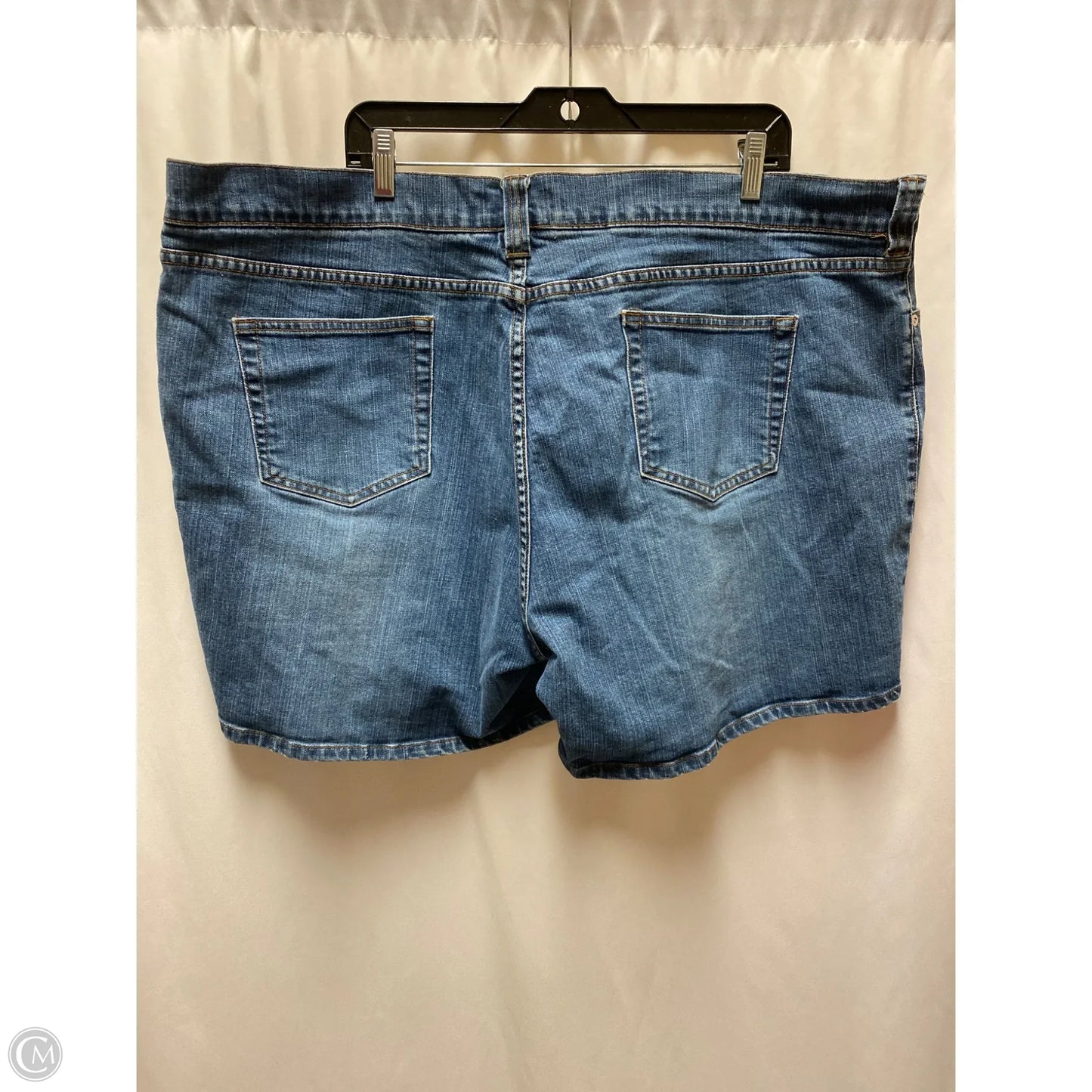 Shorts By Avenue Blues In Blue Denim, Size: 26