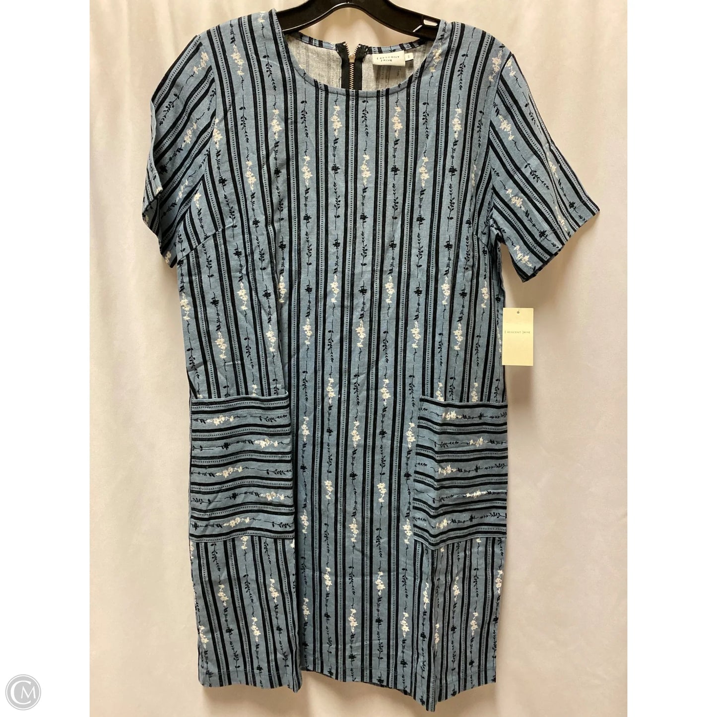 Dress Casual Short By Crescent Drive In Blue, Size: S